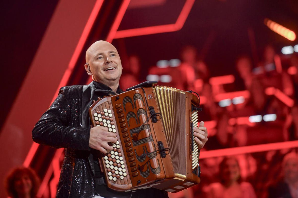 Zwycięzca "Mam Talent!" wystąpił na jednej scenie z Kayah. Wszystkie oczy były zwrócone niemal tylko na niego