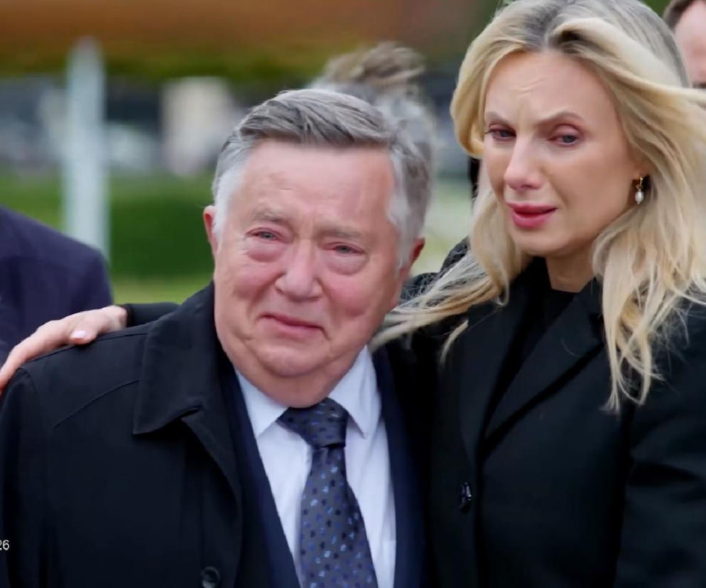 Zapłakany Włodek Zięba i bliscy na pogrzebie Marii w Na Wspólnej. O pożegnaniu aktorki przeczytasz na SE Superseriale.
