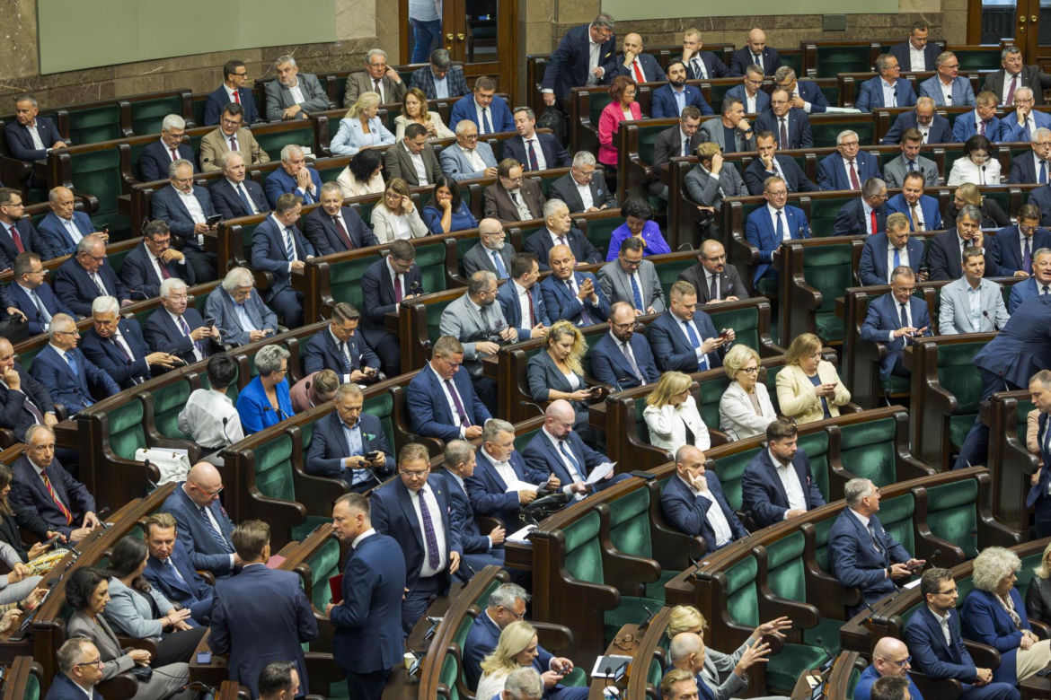 Sejm: obrady, głosowanie
