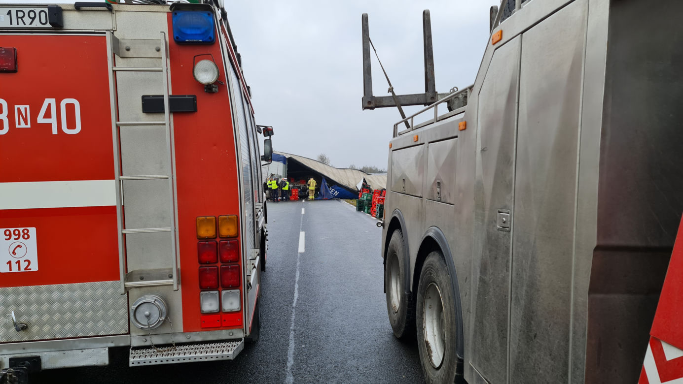 Troszkowo. Setki litrów piwa rozlały się na drogę