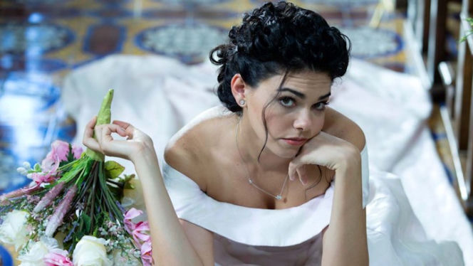Włoska narzeczona. Fiorella (Livia Brito)