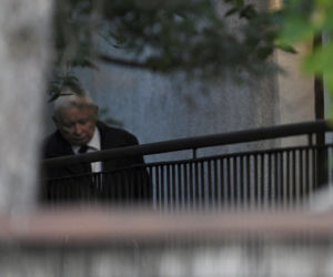 Jarosław Kaczyński w swoim domu na warszawskim Żoliborzu