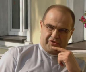 Ranczo 8 sezon odc. 104. Proboszcz (Cezary Żak),