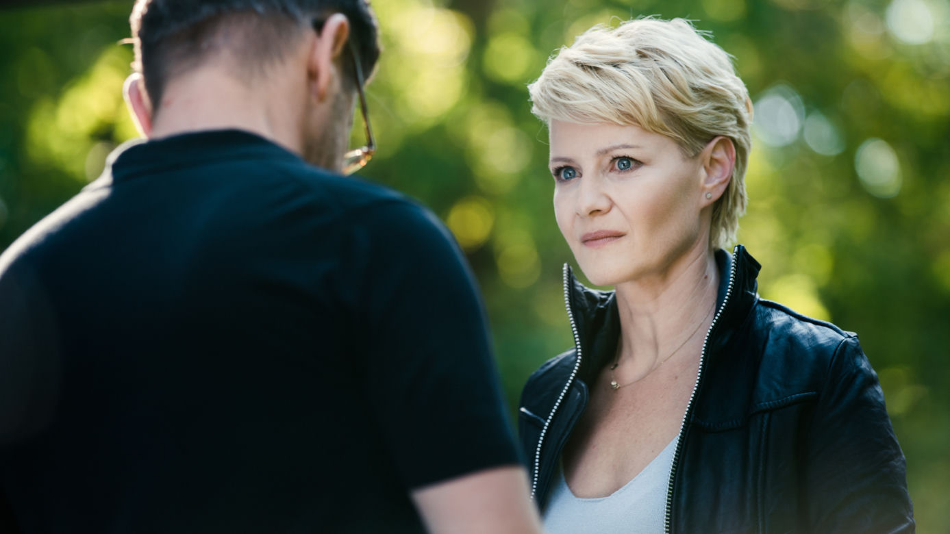 Druga szansa 2 sezon odcinek 11 Monika (Małgorzata Kożuchowska) Adam (Bartłomiej Topa)