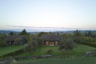 The Box in the Barn we wsi Brtev w Czechach
