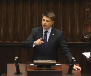  Bolesny upadek Petru na nartach