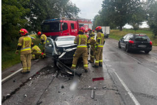 W Starych Kupiskach osobówka zderzyła się z cysterną przewożącą mleko