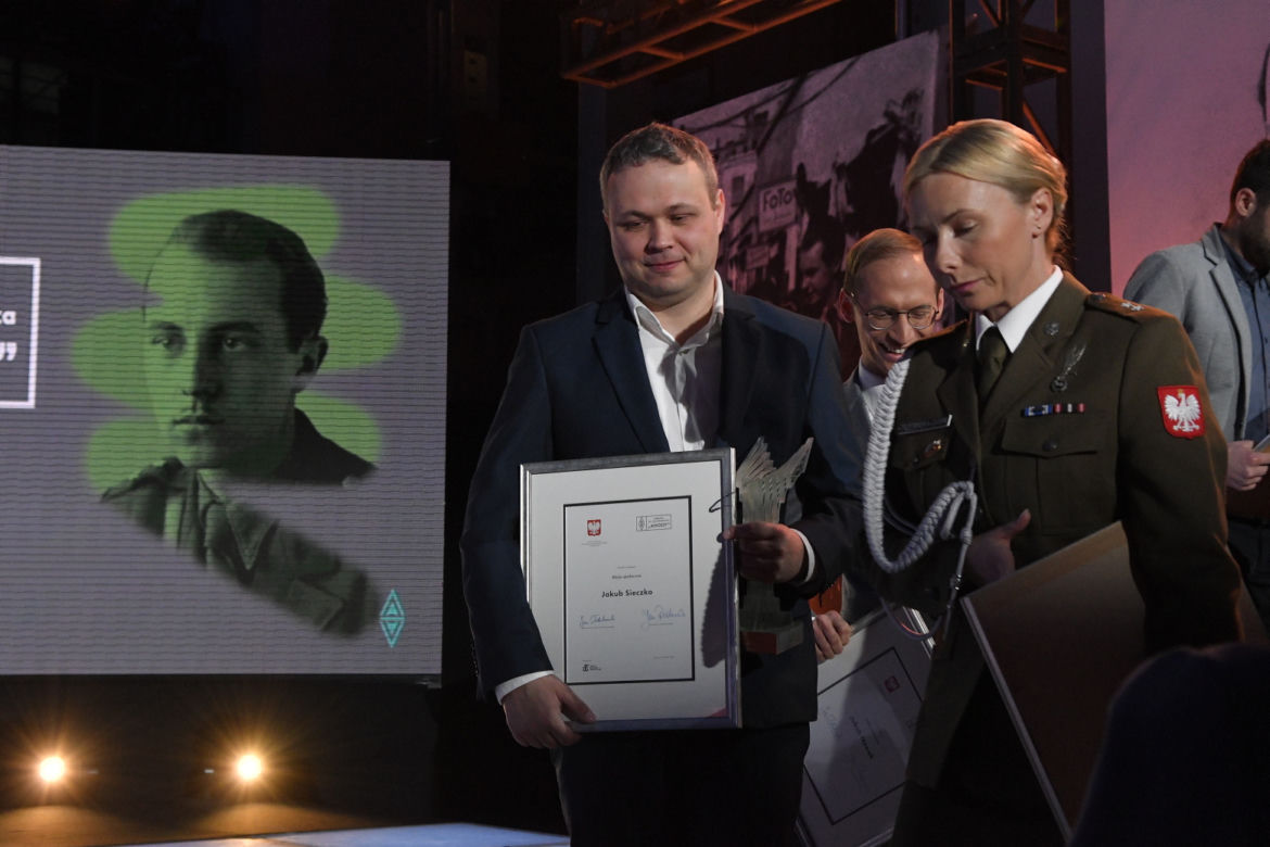 Bohaterowie są wśród nas. Muzeum Powstania Warszawskiego wręczyło nagrody "Anody"