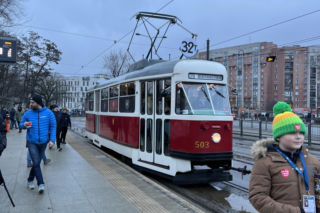 Tymi tramwajami i autobusami pojedziesz całkowicie za darmo! Ale tylko w tę niedzielę