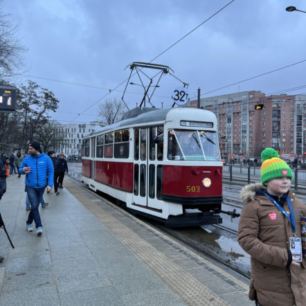 Tymi tramwajami i autobusami pojedziesz całkowicie za darmo! Ale tylko w tę niedzielę