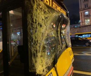 Zderzenie dwóch autobusów na Trasie Łazienkowskiej 