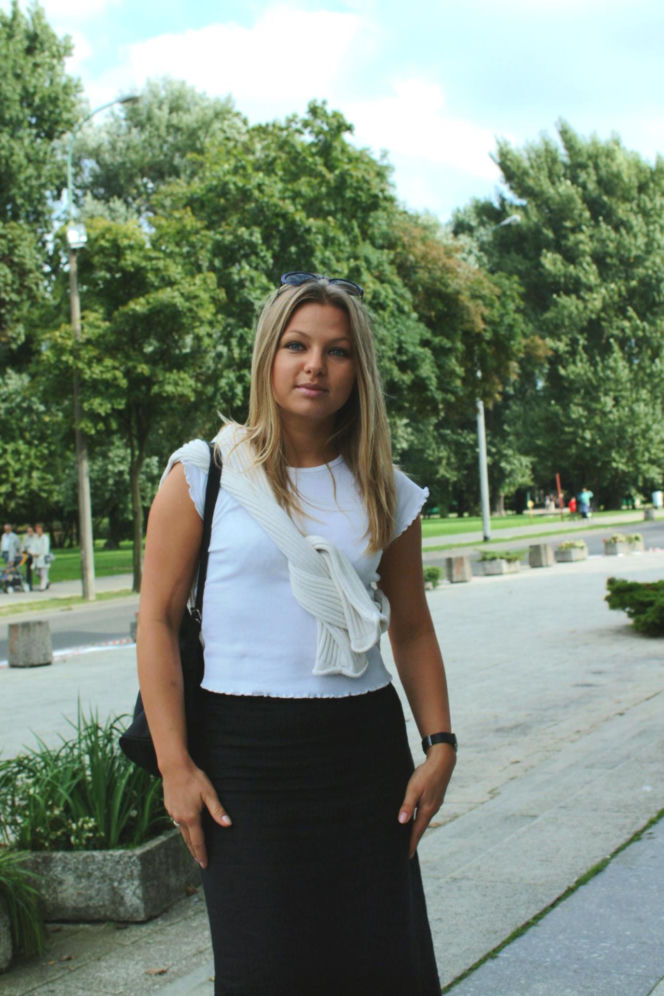 - Katarzyna Bujakiewicz przez lata grała w "Na dobre i na złe". Tak wyglądała na początku swojej przygody z serialem