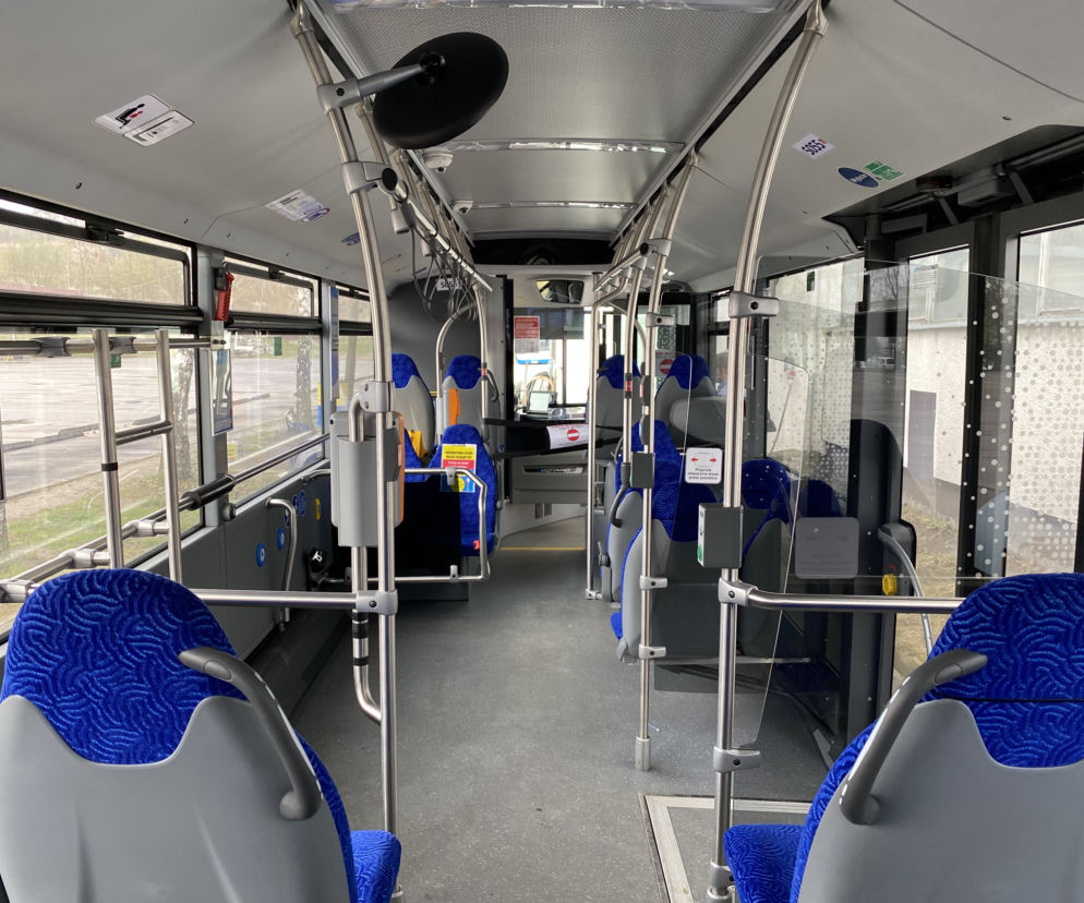 Wnętrze nowoczesnego elektrobusu eCitaro