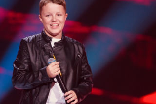 Bartosz Bąk z The Voice Kids 4 porwał całą publiczność! Jak wypadł w oczach trenerów? 