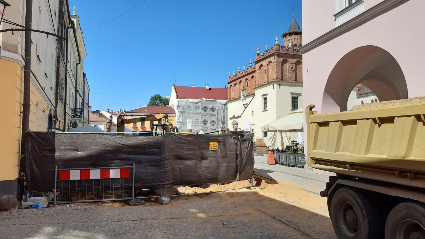 Remont Rynku w Tarnowie przedłuża się