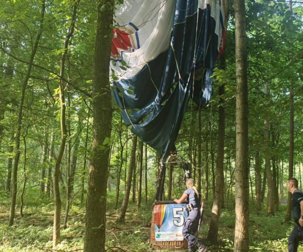 Wypadek balonu w powiecie grudziądzkim. Trzy osoby trafiły do szpitala 