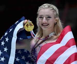 Amber Glenn zdobyła złoto dla USA, musiała zrezygnowac z mediów przez fanatyków Trumpa