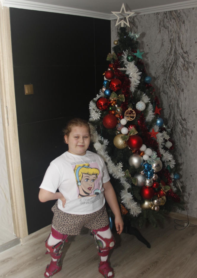 Podarujmy Amelce protezy pod choinkę