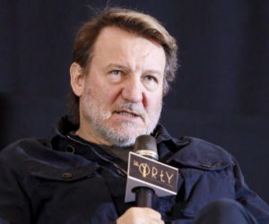 Robert Więckiewicz zaczynał w technikum budowlanym. Tak wyglądała jego niezwykła metamorfoza