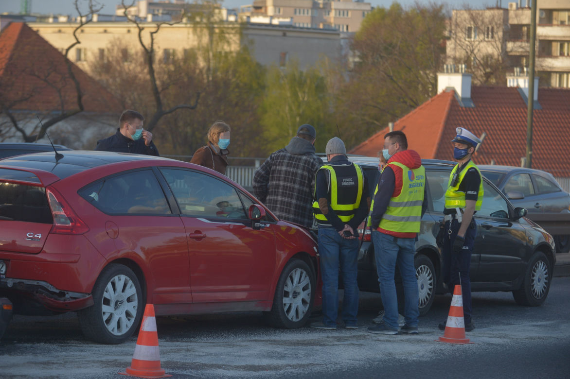Karambol na Trasie Łazienkowskiej. Ogromny korek