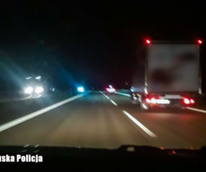 Pierwsza partia szczepionki pod ESKORTĄ POLICJI