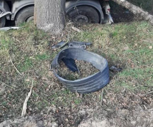 Pęknięte koło zabiło kierowcę