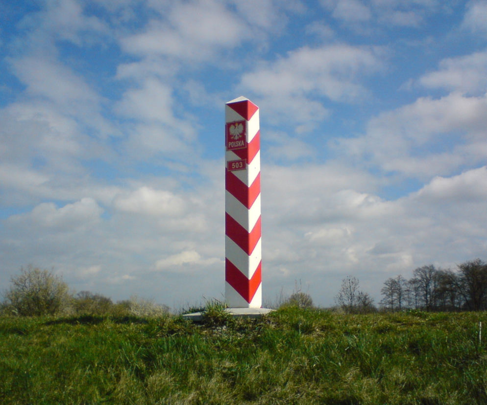 granica, słupek