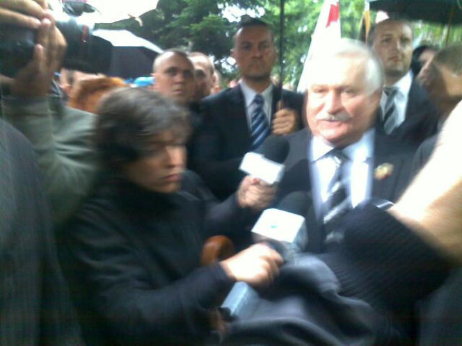 Pogrzeb Andrzeja Leppera - Lech Wałęsa na pogrzebie Leppera