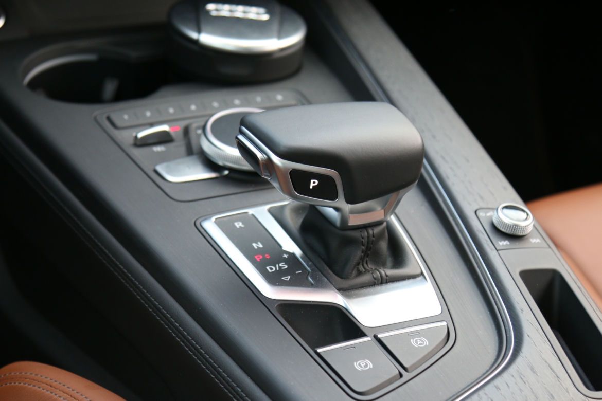 Audi A4 Limousine B9