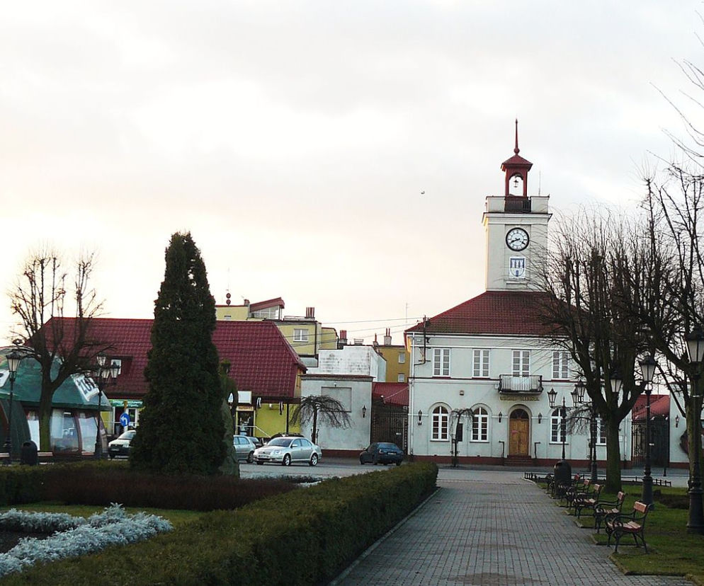 Gostynin. Były burmistrz nie stanie przed sądem mimo zarzutów! Kto odpowie za stratę 8 mln zł?