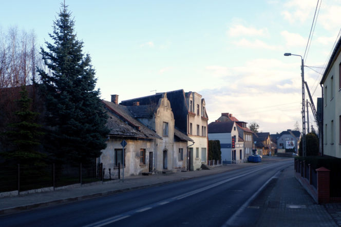 To jedno z najpiękniejszych miast w woj. śląskim. W PRL-u otrzymało i straciło prawa miejskie