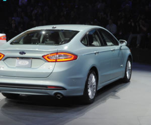 Ford Mondeo na salonie samochodowym w Detroit
