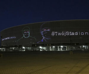 Laserowy pokaz na Stadionie Wrocław. To podziękowania dla medyków!