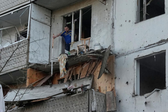 Potężny atak Rosji na Ukrainę, płoną bloki w Kijowie. Ofiary i ranni