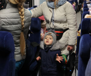 Uratowano z Ukrainy 600 matek i dzieci! W specjalnym pociągu trafili do Polski
