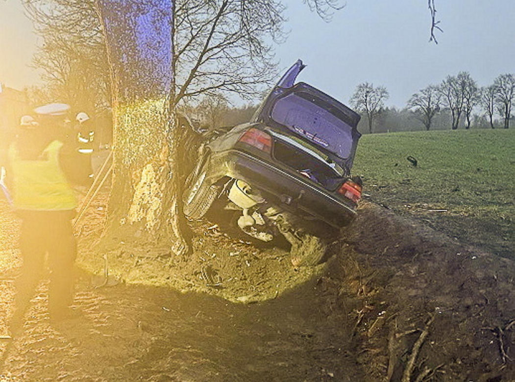 Tajemnicza śmierć kierowcy czarnego BMW. Arek wracał z pracy i zginął