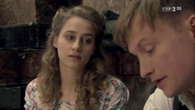 Czas honoru Powstanie odc. 6. Michał (Kuba Wesołowski), Halszka (Julia Rosnowska)
