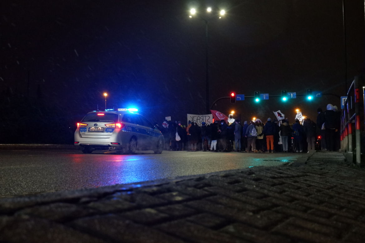 Tysiące osób protestowało w Krakowie po publikacji uzasadnienia wyroku w sprawie aborcji