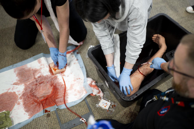 Aptekarze ćwiczą na wypadek wojny. Pierwsze takie szkolenie w Warszawie