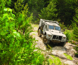 Oshkosh L-ATV - nowy pojazd armii USA