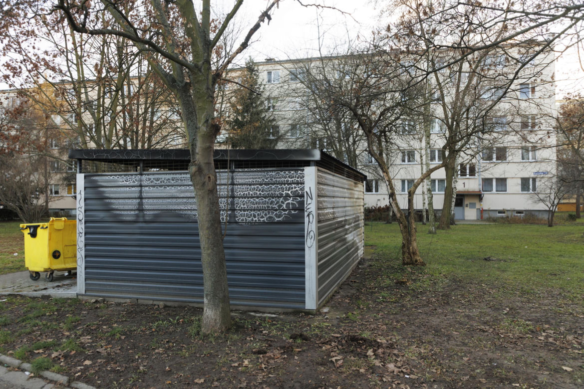 Babcia podpalaczka grasuje na osiedlu
