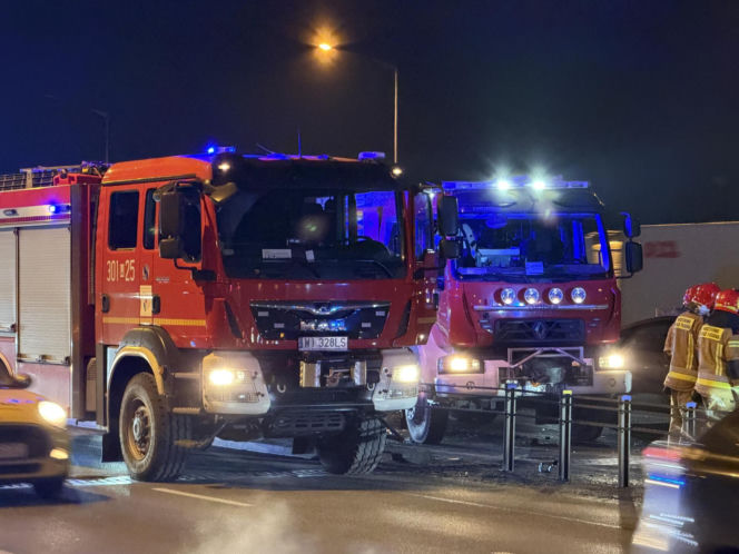 Zderzenie czterech aut na moście w Warszawie