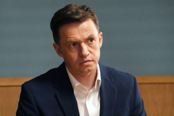 Barwy szczęścia odc. 3277. Błażej Modrzycki (Piotr Ligienza)