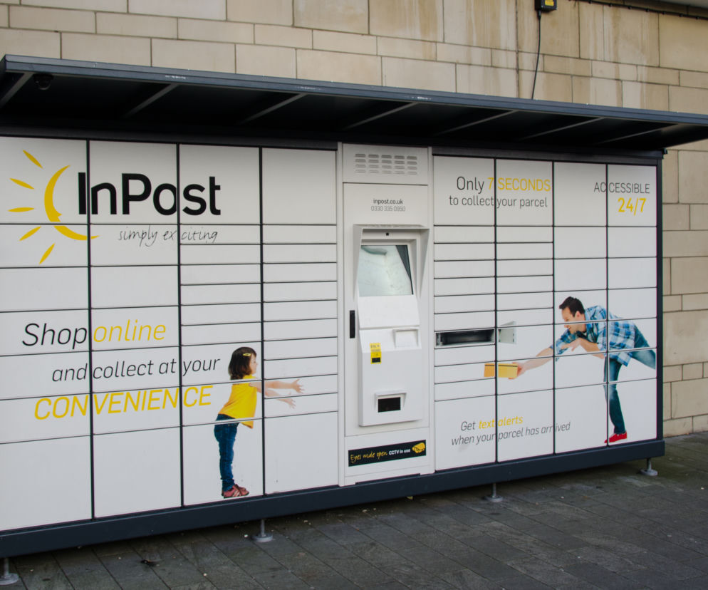 InPost ich sprzedał i nie płaci pensji. Razem broni pracowników