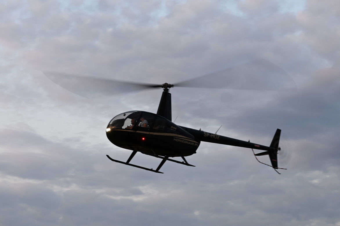 Dni Sandomierza 2023. Lot helikopterem i oglądanie miasta