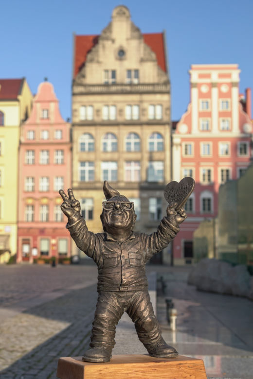 Nowy wrocławski krasnal Jurka Owsiaka