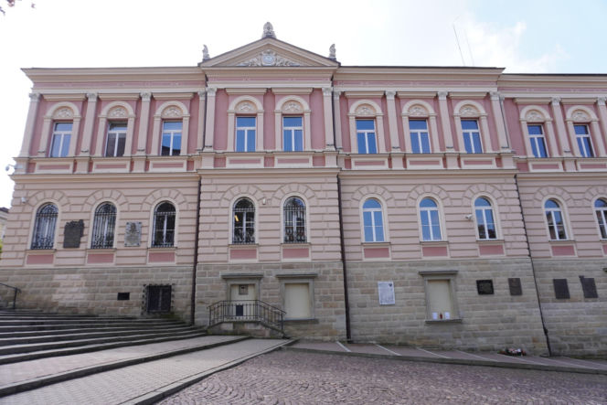 To najpobożniejsza diecezja w Polsce. Jej ozdobą jest jedno z najpiękniejszych miast w Małopolsce