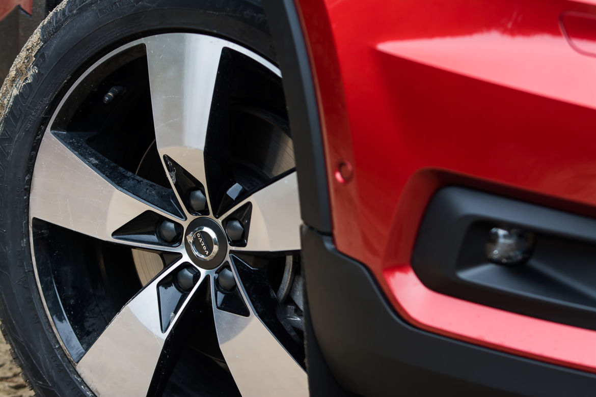 Volvo XC40 D4 AWD AT8 Momentum