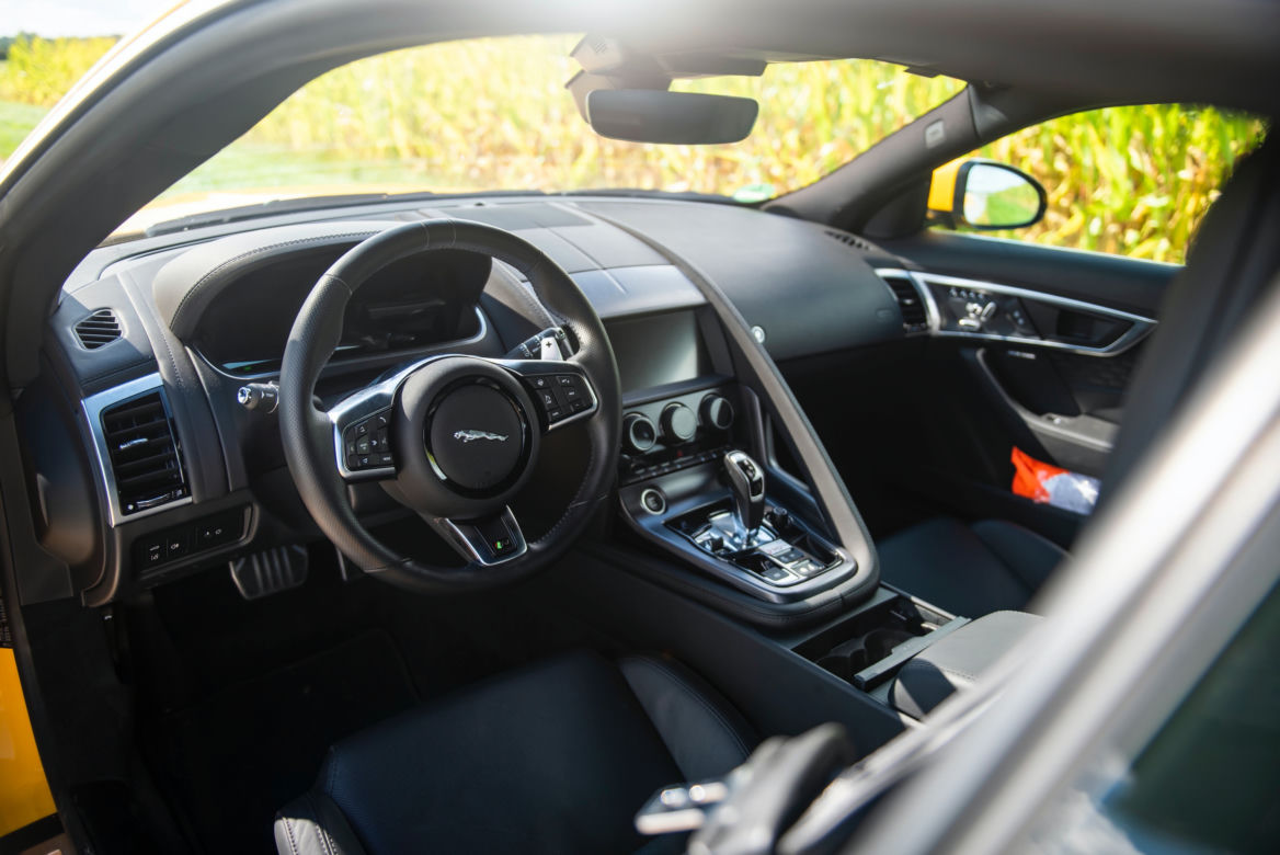 Jaguar F-Type R