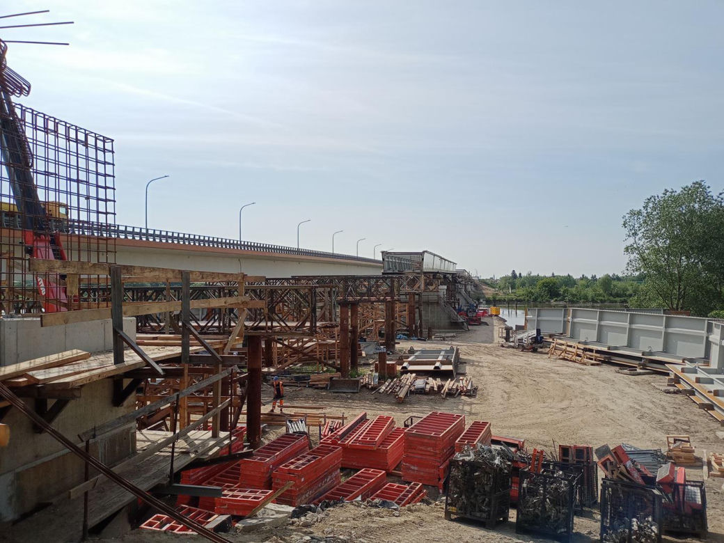 Budowa mostu na Wiśle w Sandomierzu. Maj 2024